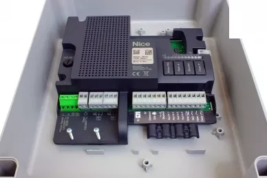 Unité de contrôle Nice MC800 pour actionneurs 230V (remplace A60)
